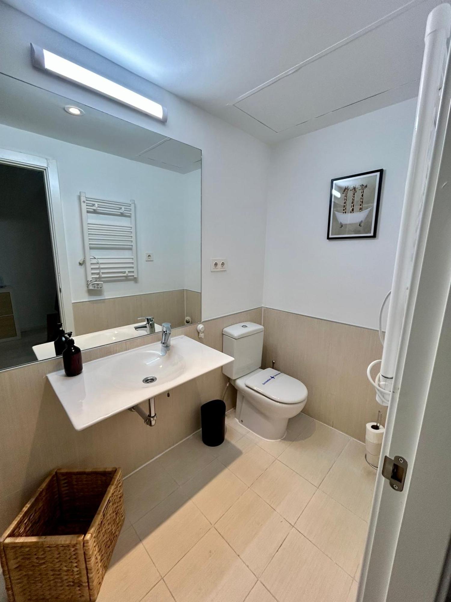 De Madrid Al Cielo Suites Con Wifi Y Netflix Eksteriør bilde